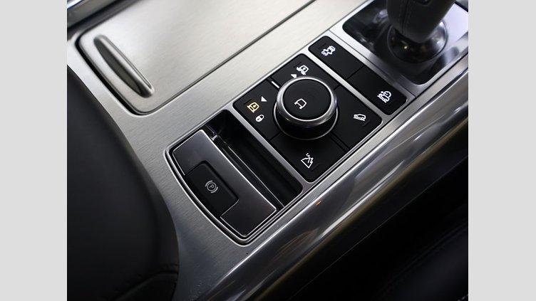2022 認定中古車 Land Rover Range Rover Sport SVO Premium Palette Grey 5.0L V8スーパーチャージドガソリン 575PS SVR