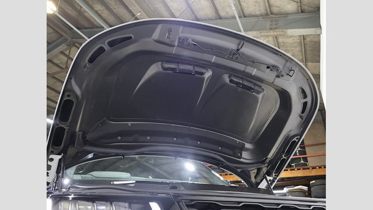2022 認定中古車 Land Rover Range Rover Sport SVO Premium Palette Grey 5.0L V8スーパーチャージドガソリン 575PS SVR