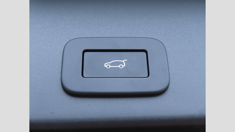 2024 認定中古車 Land Rover Range Rover Evoque サントリーニブラック P300eプラグインハイブリッド（ガソリン） スタンダードホイールベース DYNAMIC HSE