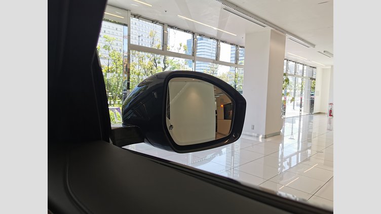 2024 認定中古車 Jaguar F-Pace アイガーグレイ P550 AWD（オートマチック） SVR