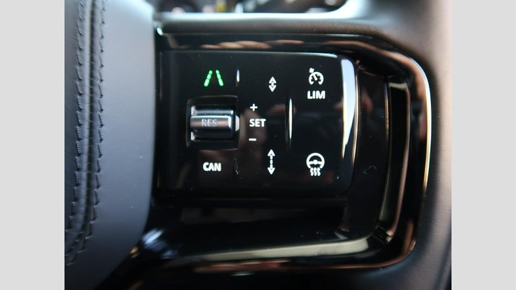 2025 認定中古車 Land Rover Range Rover Velar オストゥーニパールホワイト D200マイルドハイブリッド（ディーゼル） スタンダードホイールベース Dynamic SE