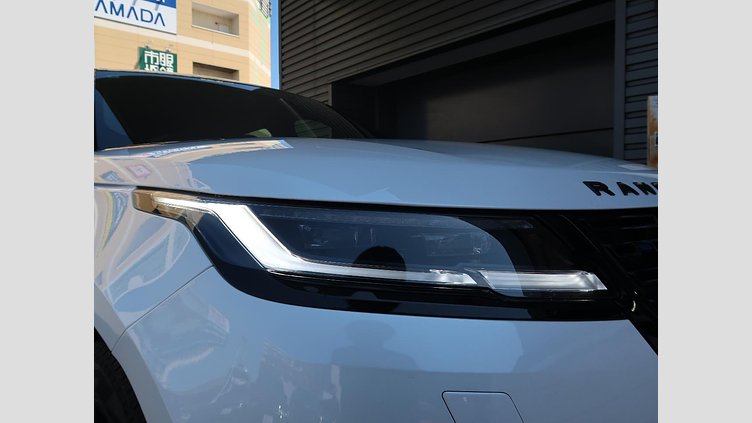 2025 認定中古車 Land Rover Range Rover Velar オストゥーニパールホワイト D200マイルドハイブリッド（ディーゼル） スタンダードホイールベース Dynamic SE