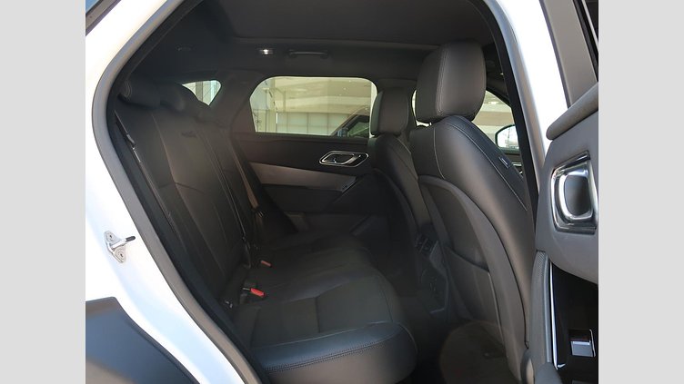 2025 認定中古車 Land Rover Range Rover Velar オストゥーニパールホワイト D200マイルドハイブリッド（ディーゼル） スタンダードホイールベース Dynamic SE