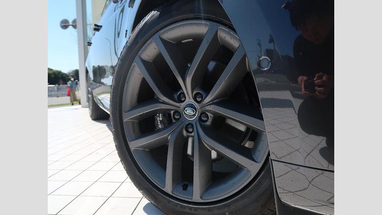 2024 認定中古車 Land Rover Range Rover Sport カルパチアングレイ D300マイルドハイブリッド スタンダードホイールベース Dynamic SE