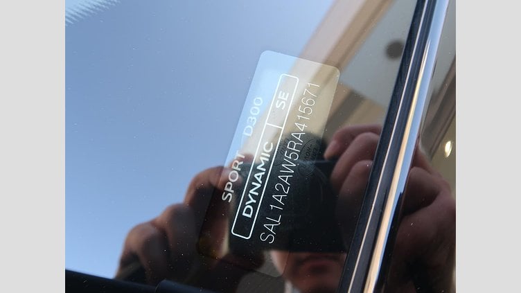 2024 認定中古車 Land Rover Range Rover Sport カルパチアングレイ D300マイルドハイブリッド スタンダードホイールベース Dynamic SE