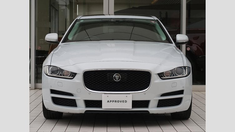 2016 認定中古車 Jaguar XE Yulong White 水冷直列4気筒 DOHC
ターボチャージャー プレステージ
