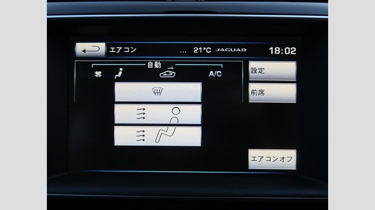 2016 認定中古車 Jaguar XE Yulong White 水冷直列4気筒 DOHC
ターボチャージャー プレステージ