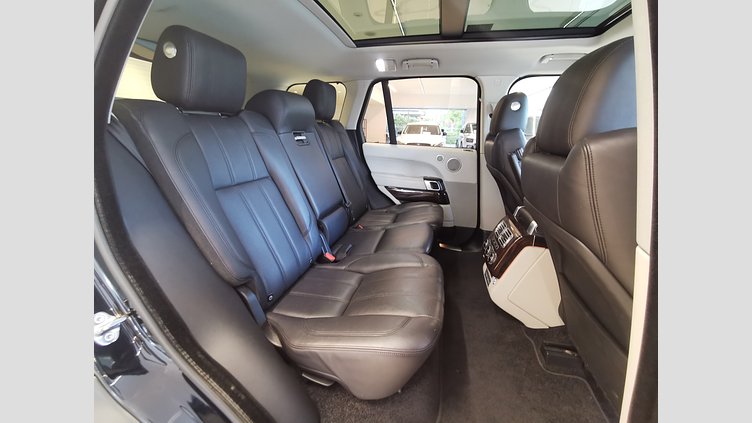 2017 認定中古車 Land Rover Range Rover Farallon Pearl Black 3.0 litre V6 Supercharged Petrol ヴォーグ