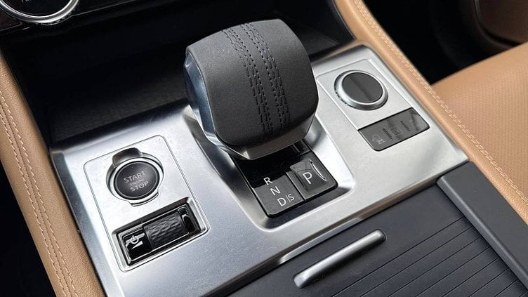 2021 Approved Jaguar F-Pace Santorini Black 2.0 P400e S