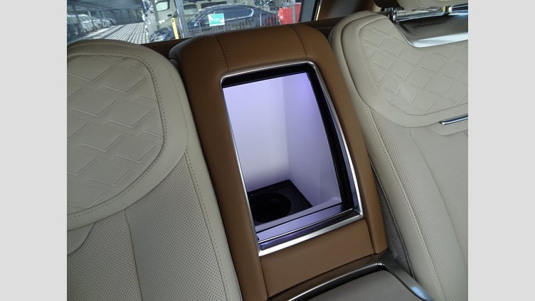 2023 認定中古車 Land Rover Range Rover オストゥーニパールホワイト P530 AWD（AT） ロングホイールベース SV