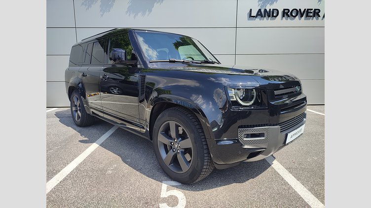 2025 Approved/Jazdené Land Rover Defender 130 Santorini Black 4x4 5.0 V8 P500 A/T AWD
