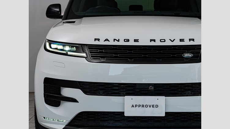 2025 認定中古車 Land Rover Range Rover Sport フジホワイト P550eプラグインハイブリッド（ガソリン） スタンダードホイールベース Dynamic SE