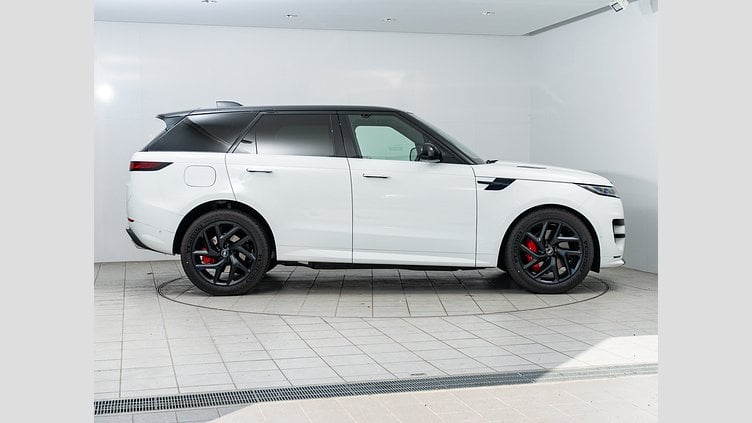 2025 認定中古車 Land Rover Range Rover Sport フジホワイト P550eプラグインハイブリッド（ガソリン） スタンダードホイールベース Dynamic SE
