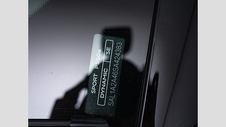 2025 認定中古車 Land Rover Range Rover Sport フジホワイト P550eプラグインハイブリッド（ガソリン） スタンダードホイールベース Dynamic SE