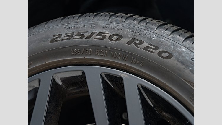 2023 認定中古車 Land Rover Range Rover Evoque サントリーニブラック D200 AWD（オートマチック）MHEV R-DYNAMIC S