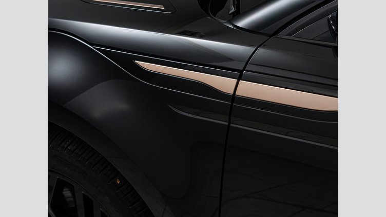 2023 認定中古車 Land Rover Range Rover Evoque サントリーニブラック D200 AWD（オートマチック）MHEV R-DYNAMIC S