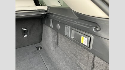 Range Rover Velar 26