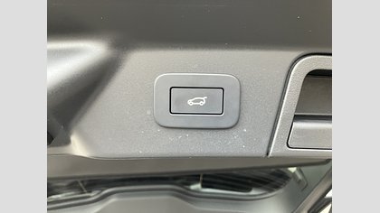 Range Rover Velar 28