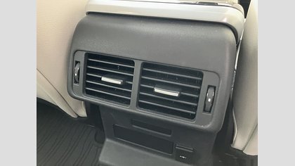 Range Rover Velar 12