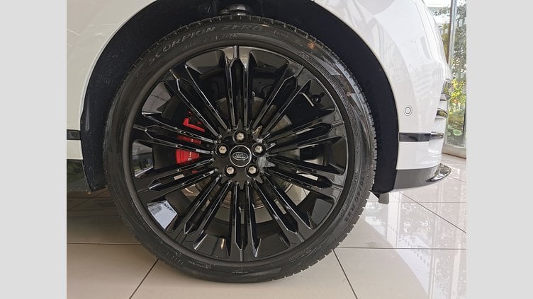 2024 認定中古車 Land Rover Range Rover Velar オストゥーニパールホワイト D200マイルドハイブリッド（ディーゼル） Standard Wheelbase Dynamic SE