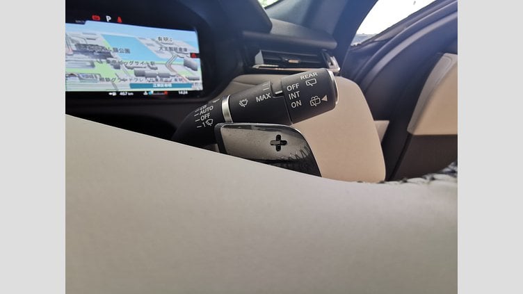 2024 認定中古車 Land Rover Range Rover Velar オストゥーニパールホワイト D200マイルドハイブリッド（ディーゼル） Standard Wheelbase Dynamic SE