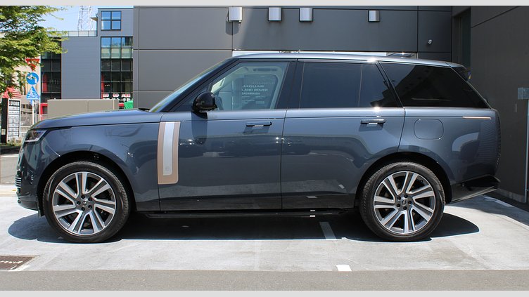 2023 認定中古車 Land Rover Range Rover ヴァレジネブルー P510 AWD PHEV（AT） スタンダードホイールベース SV
