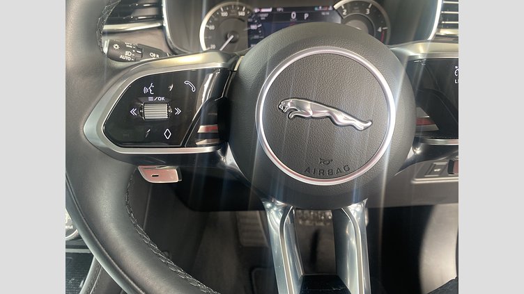2023 認定中古車 Jaguar F-Pace ハクバシルバー D204 AWD（オートマチック）MHEV S