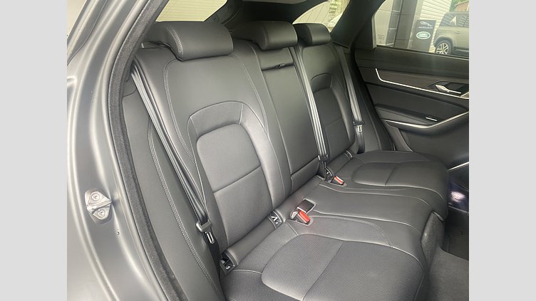 2023 認定中古車 Jaguar F-Pace ハクバシルバー D204 AWD（オートマチック）MHEV S