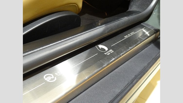 2021 認定中古車 Jaguar F-Type Sherwood Green (SVO) P575 オートマチック 全輪駆動 F-TYPEクーペ Heritage 60 Edition