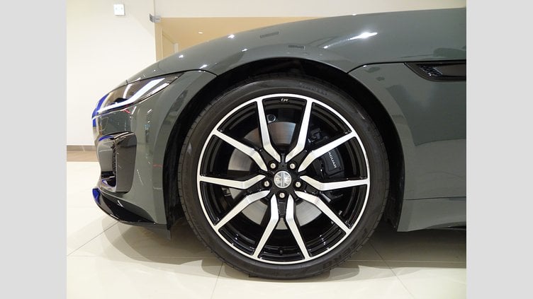 2021 認定中古車 Jaguar F-Type Sherwood Green (SVO) P575 オートマチック 全輪駆動 F-TYPEクーペ Heritage 60 Edition