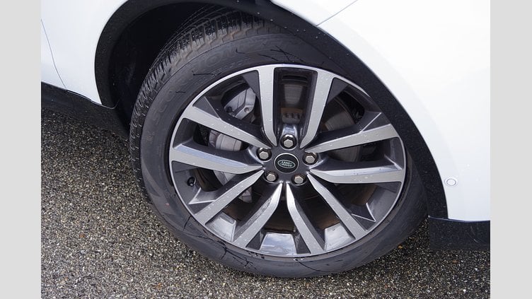 2024 認定中古車 Land Rover Discovery ユーロンホワイト D300 AWD（オートマチック） R-DYNAMIC SE