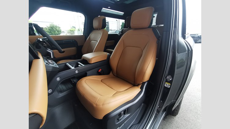 2024 認定中古車 Land Rover Defender 90 カルパチアングレイ P525 AWD (AT) V8 CARPATHIAN EDITION