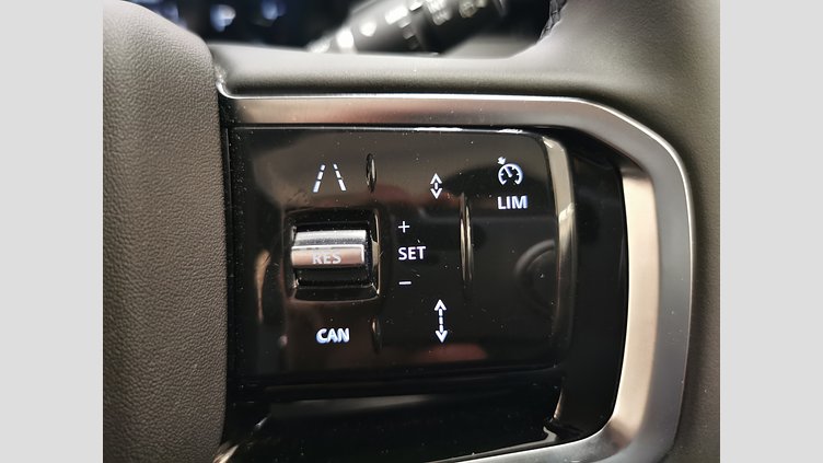 2024 認定中古車 Land Rover Discovery Sport ハクバシルバー D200マイルドハイブリッド（ディーゼル） 標準ホイール DYNAMIC SE