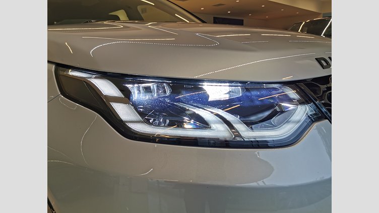 2024 認定中古車 Land Rover Discovery Sport ハクバシルバー D200マイルドハイブリッド（ディーゼル） 標準ホイール DYNAMIC SE