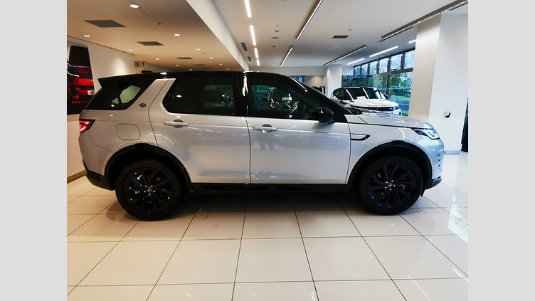 2024 認定中古車 Land Rover Discovery Sport ハクバシルバー D200マイルドハイブリッド（ディーゼル） 標準ホイール DYNAMIC SE