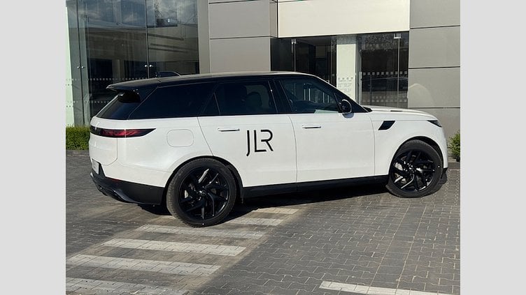 2024 JAZDENÉ VOZIDLÁ Land Rover Range Rover Sport Fuji White Demo D300