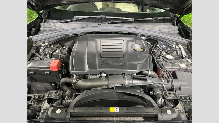 2019 認定中古車 Jaguar F-Pace Santorini Black 2.0L I4 Pet Mid DOHC AJ200 prestage