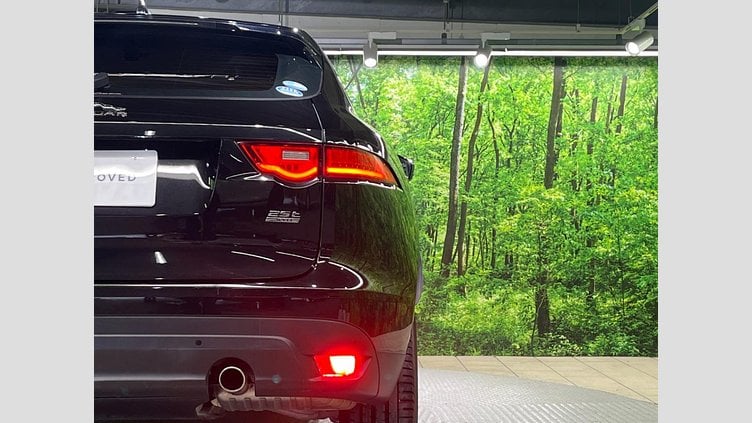 2019 認定中古車 Jaguar F-Pace Santorini Black 2.0L I4 Pet Mid DOHC AJ200 prestage