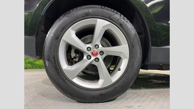 2019 認定中古車 Jaguar F-Pace Santorini Black 2.0L I4 Pet Mid DOHC AJ200 prestage
