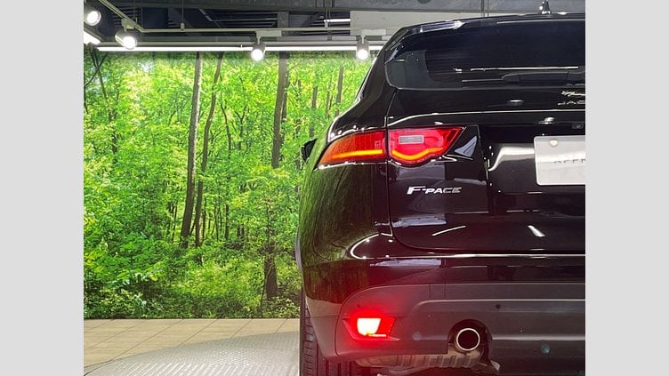 2019 認定中古車 Jaguar F-Pace Santorini Black 2.0L I4 Pet Mid DOHC AJ200 prestage