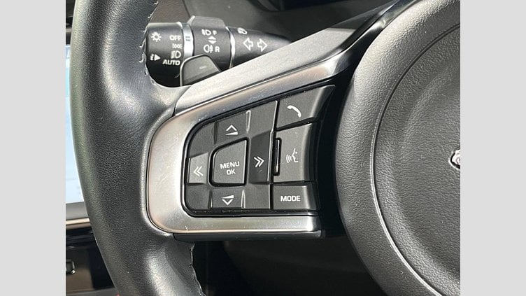 2019 認定中古車 Jaguar F-Pace Santorini Black 2.0L I4 Pet Mid DOHC AJ200 prestage