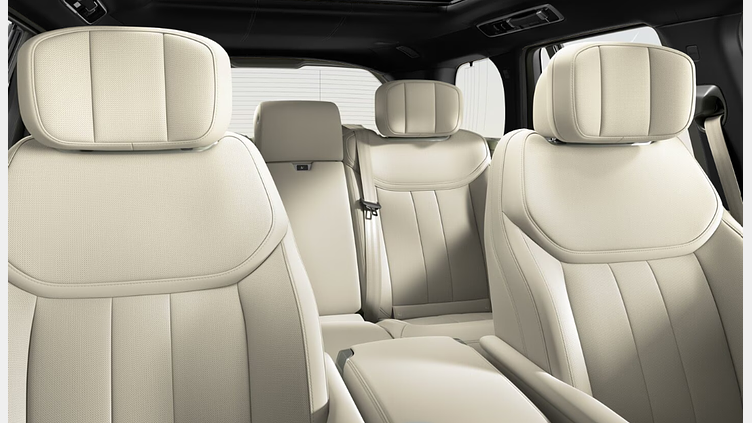 2025 SKLADOVÉ VOZIDLÁ Land Rover Range Rover Čierna Santorini D350 MHEV AWD SWB  Autobiography