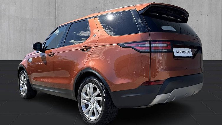 2019 Approved Land Rover Discovery Namib Orange 2.0 P300 HSE