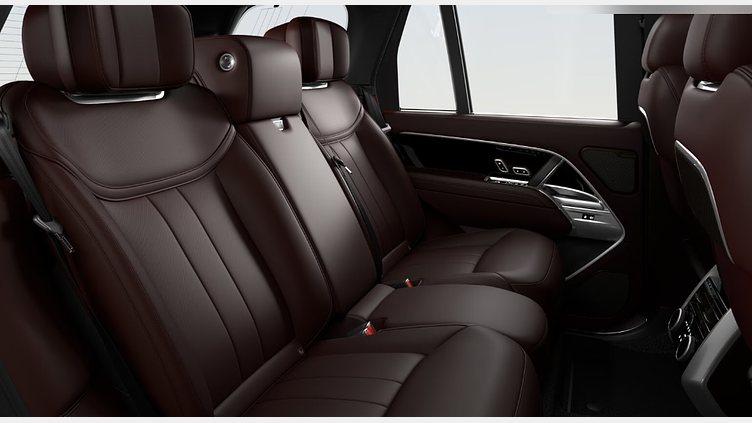 2025 SKLADOVÉ VOZIDLÁ Land Rover Range Rover Sivá Carpathian P530 AWD SWB Autobiography