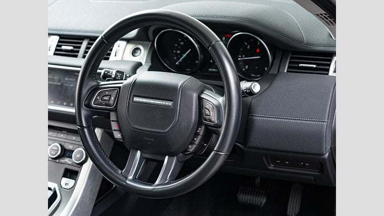 2018 認定中古車 Land Rover Range Rover Evoque Firenze Red 2.0 litre i4D Diesel SEプラス