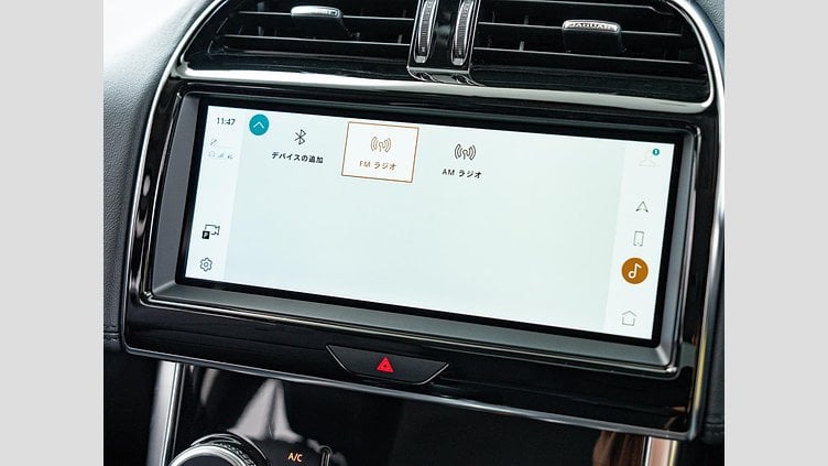 2022 認定中古車 Jaguar XE サントリーニブラック P250 RWD（オートマチック） 4 door Saloon S