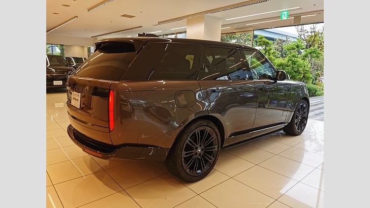 2024 認定中古車 Land Rover Range Rover シャラントグレイ D300 AWD MHEV（AT） スタンダードホイールベース HSE