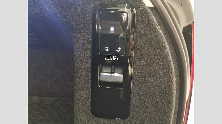 2024 認定中古車 Land Rover Range Rover シャラントグレイ D300 AWD MHEV（AT） スタンダードホイールベース HSE
