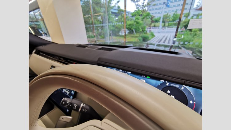 2024 認定中古車 Land Rover Range Rover シャラントグレイ D300 AWD MHEV（AT） スタンダードホイールベース HSE