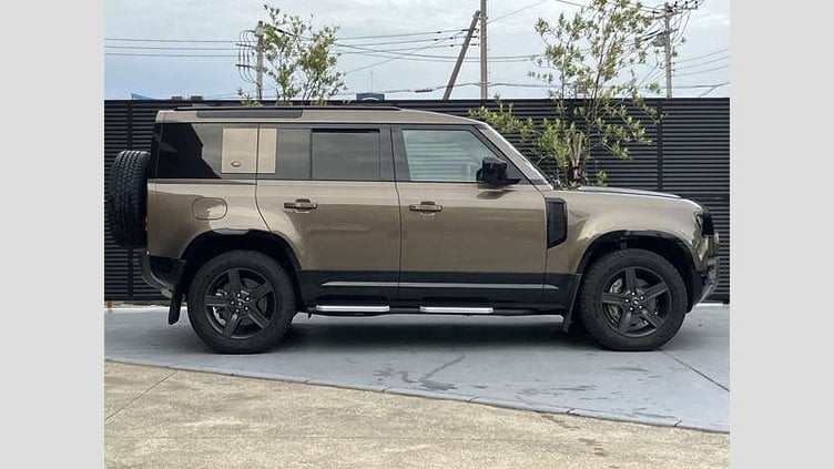 2021 認定中古車 Land Rover Defender 110 ゴンドワナストーン D300 AWD（AT） X-DYNAMIC SE